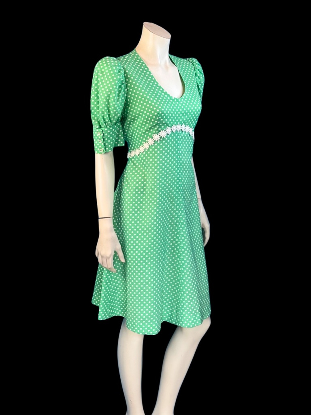 70s Green Polka Dot Baby Doll Dress with White Daisy trim / S M - Picture 5 of 10